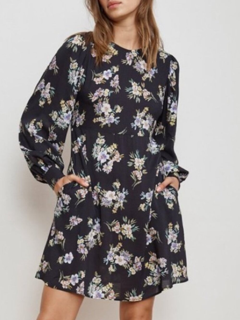 NWT Velvet by Graham & Spencer Winola Long Sleeve Floral Dress in Women's Large